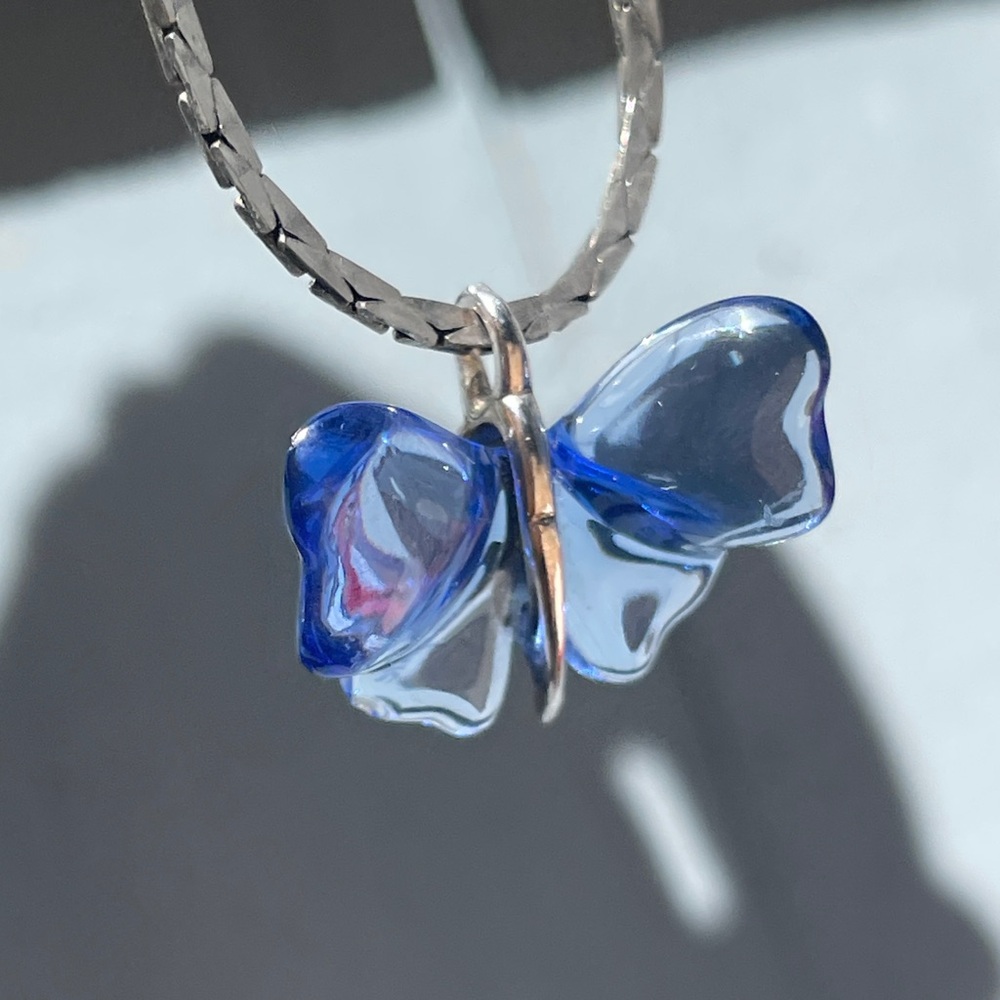 LALIQUE Papillons Butterfly Crystal Necklace blue pendant Sterling silver used - Picture 9 of 13